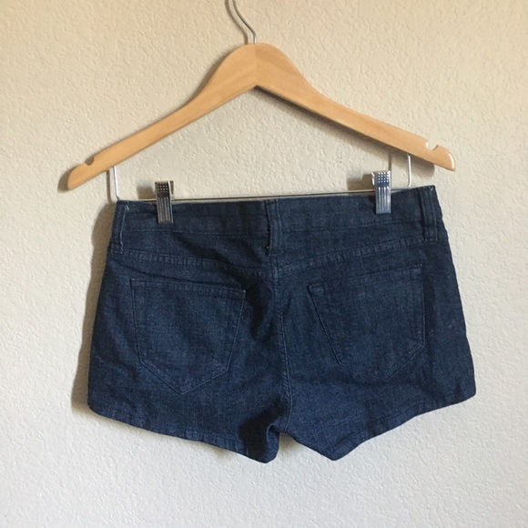 Shorts - Picture 2 of 4